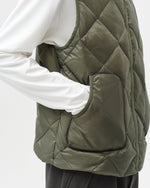 LIGHT DOWN VEST media