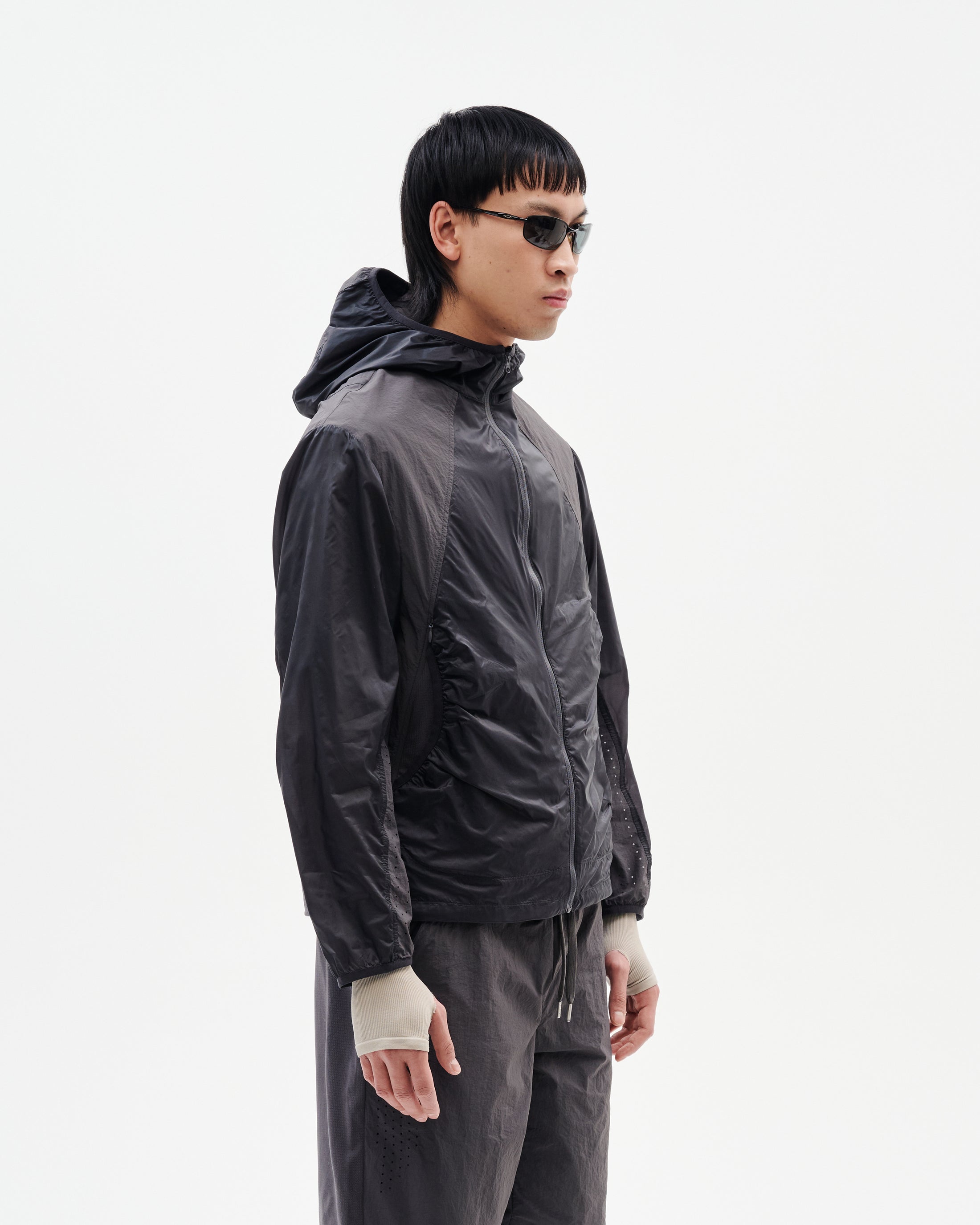 LIGHT TECHNICAL JACKET