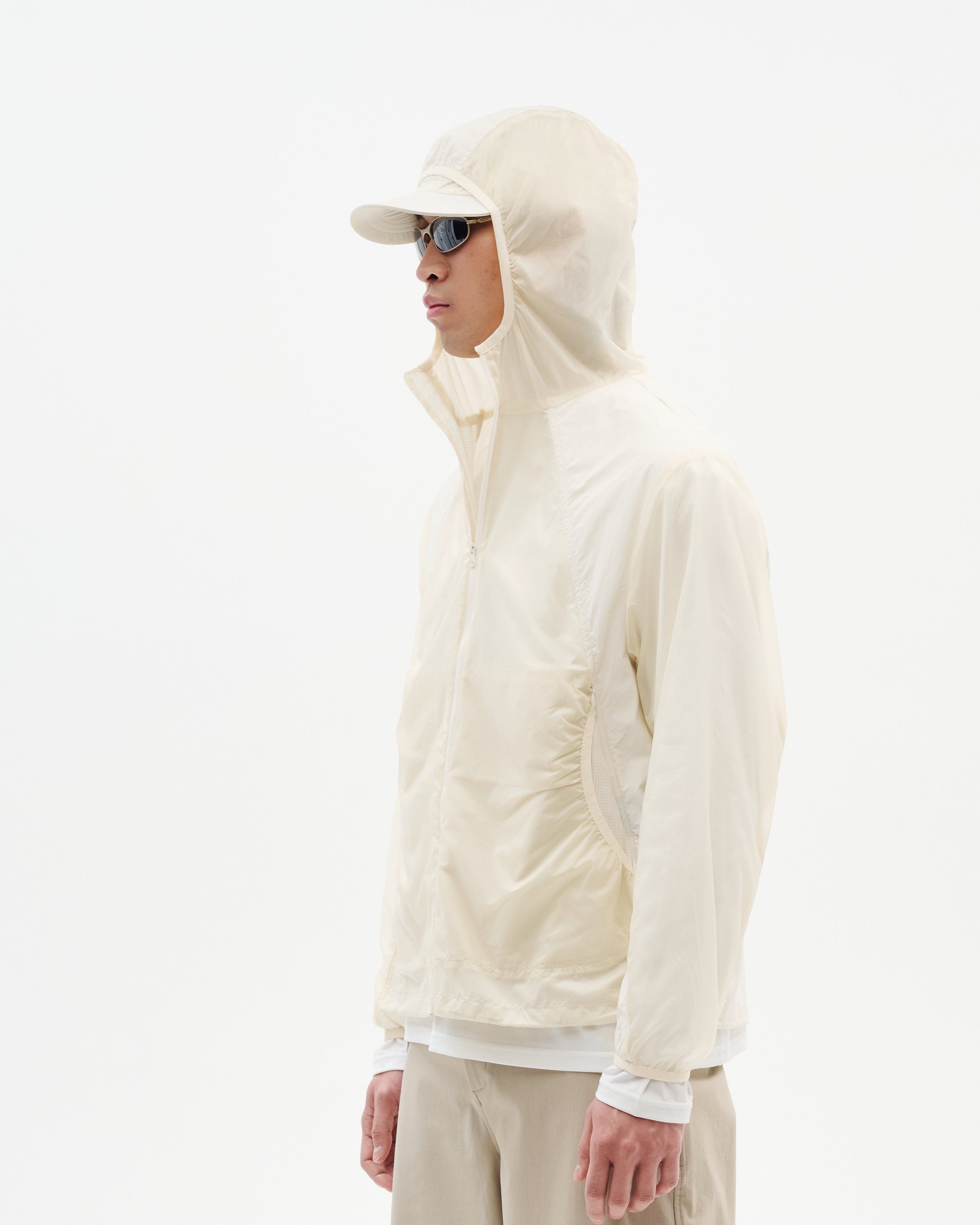 LIGHT TECHNICAL JACKET