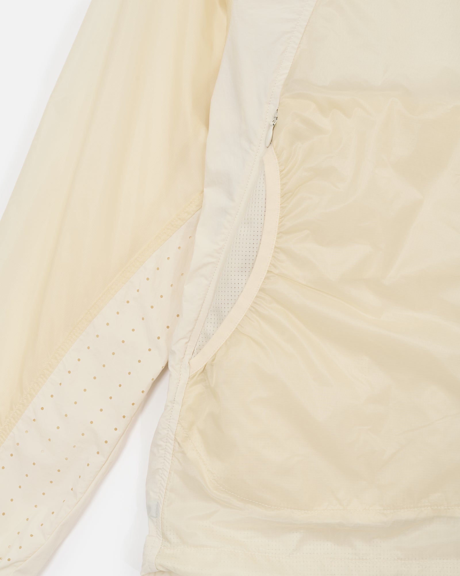 LIGHT TECHNICAL JACKET