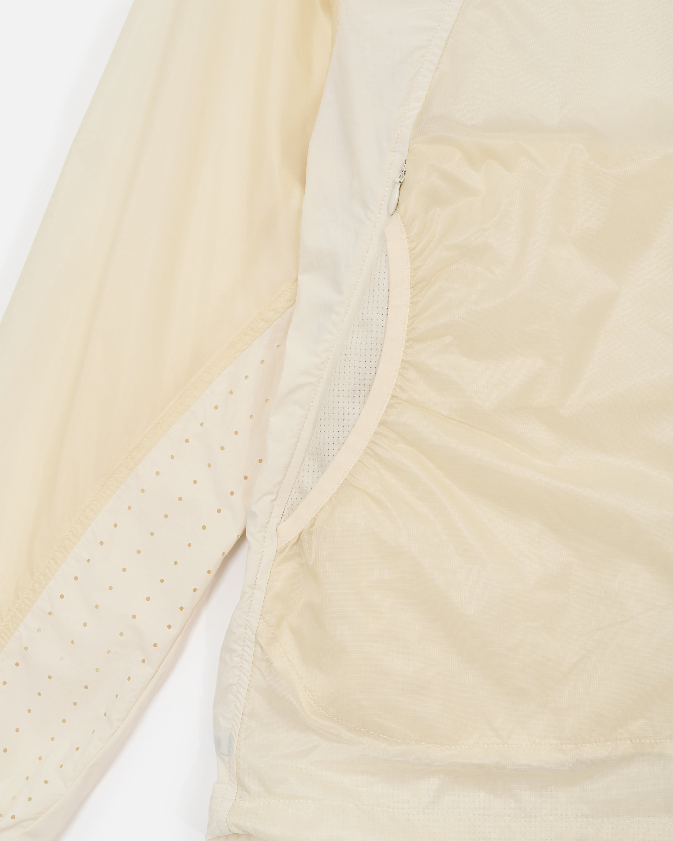 LIGHT TECHNICAL JACKET