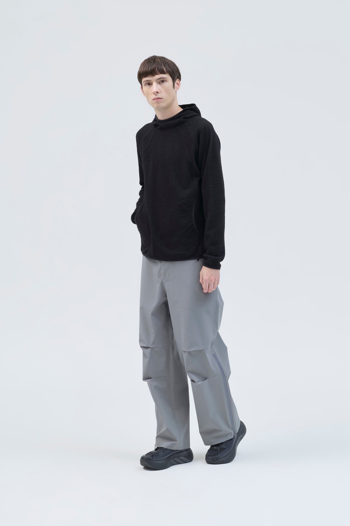 ORBIT KNIT HOODED PULLOVER