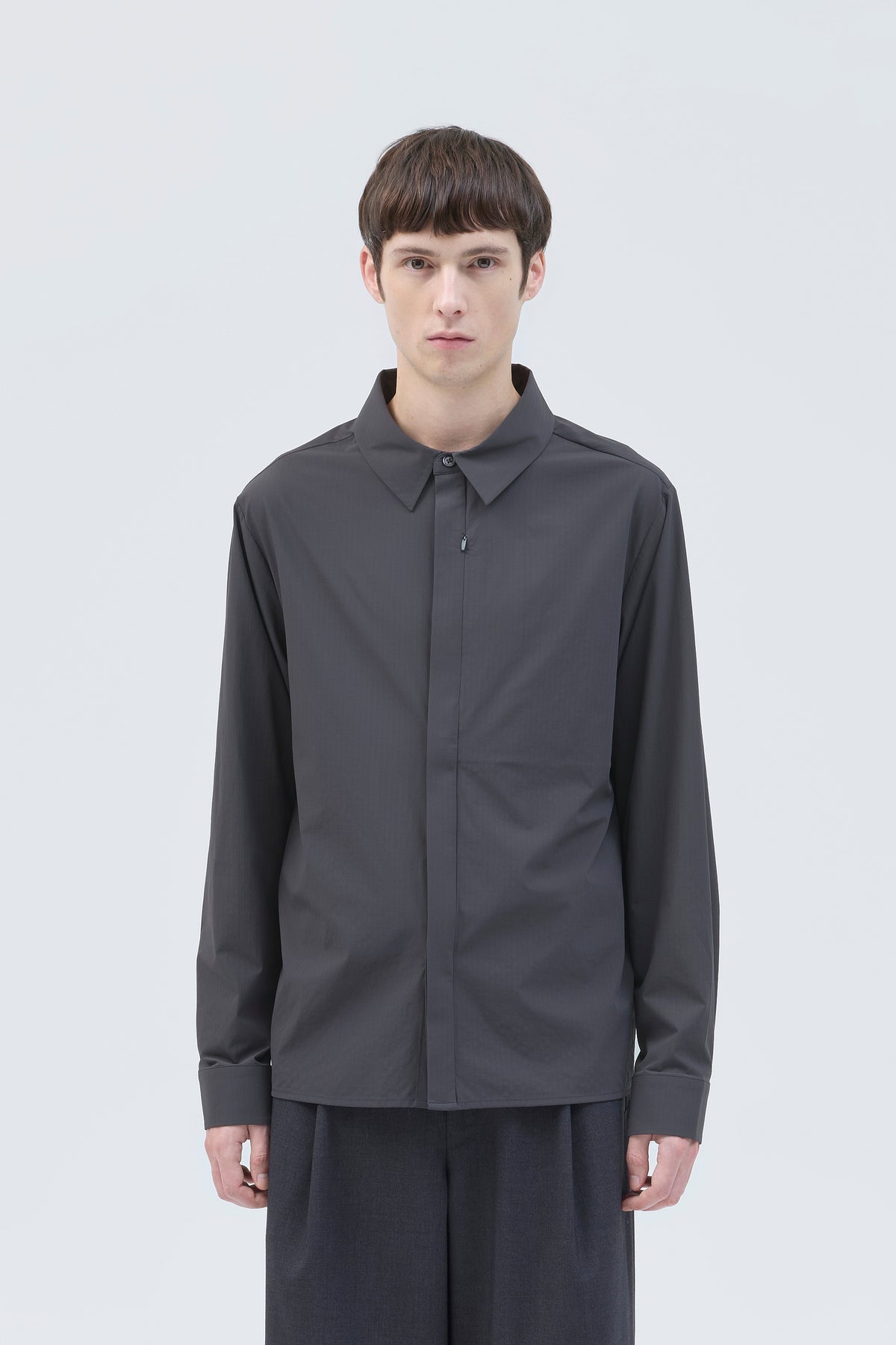 ALIGN BUTTON UP SHIRT
