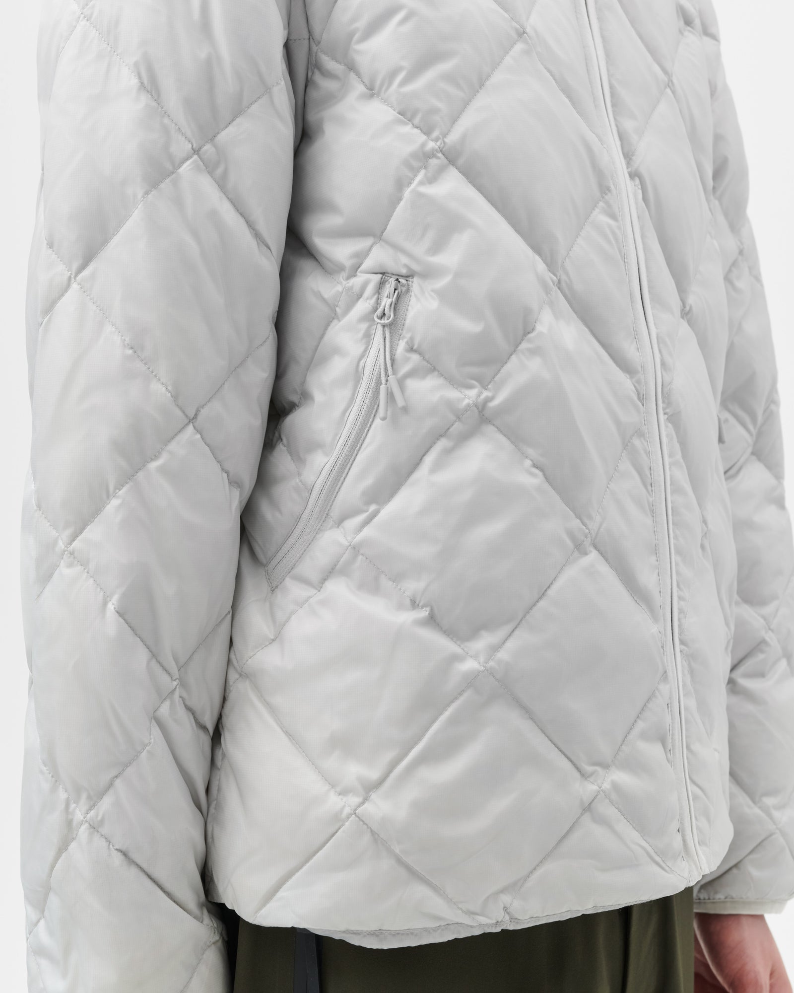 LIGHT DOWN HOODED JACKET