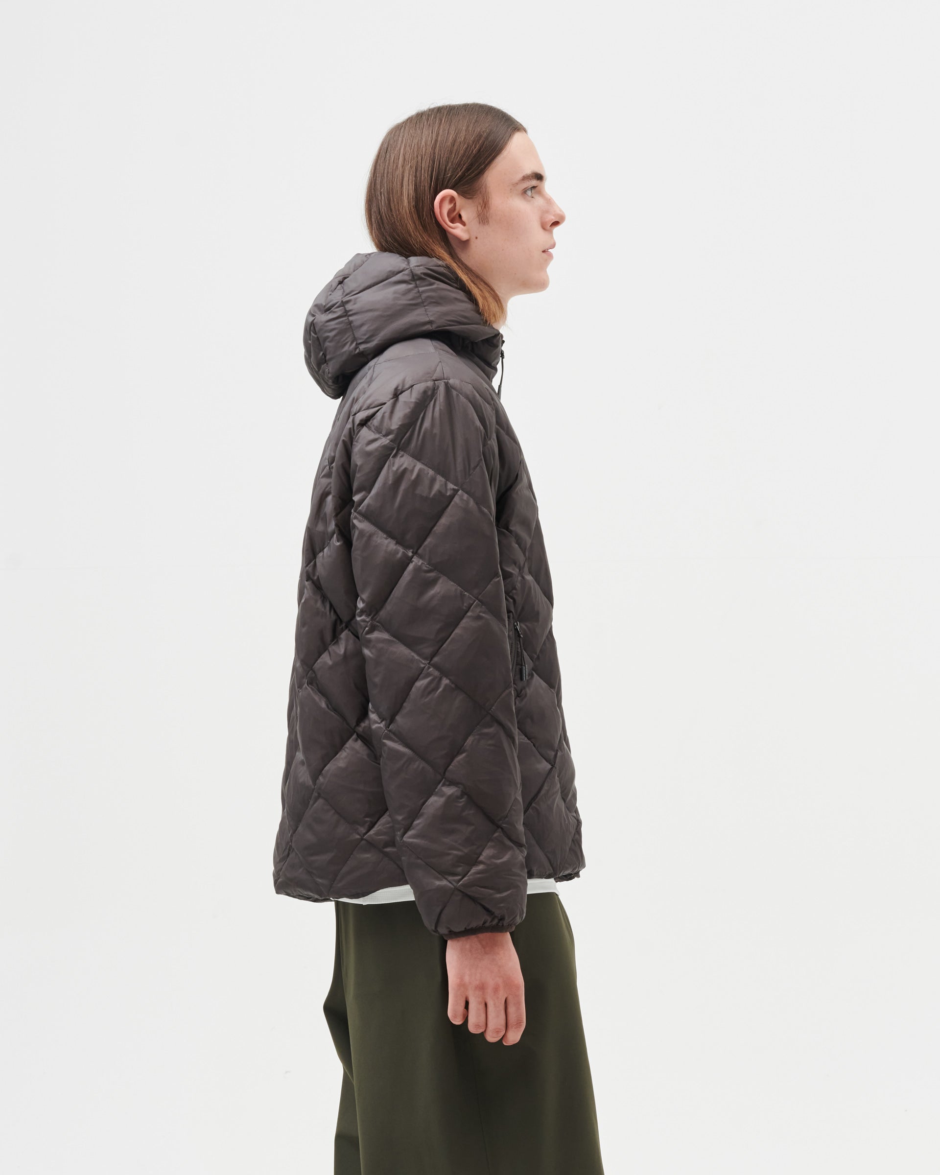 LIGHT DOWN HOODED JACKET