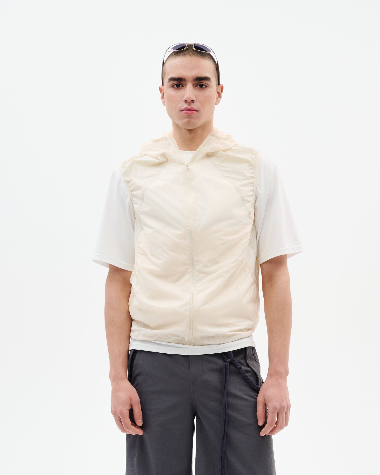 LIGHT TECHNICAL VEST