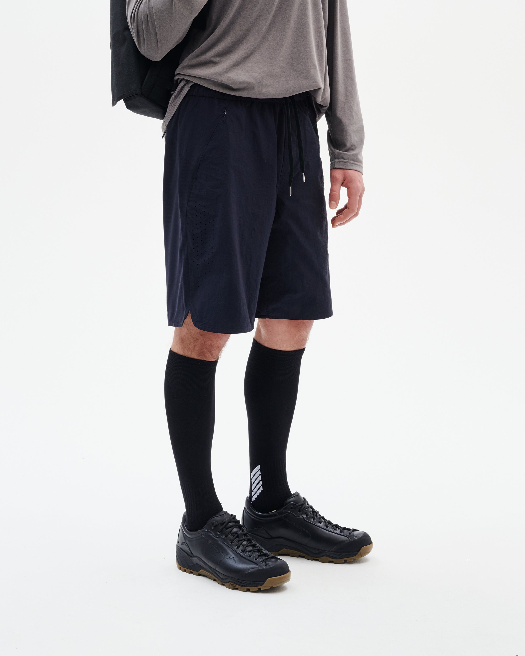 LIGHT TECHNICAL SHORTS