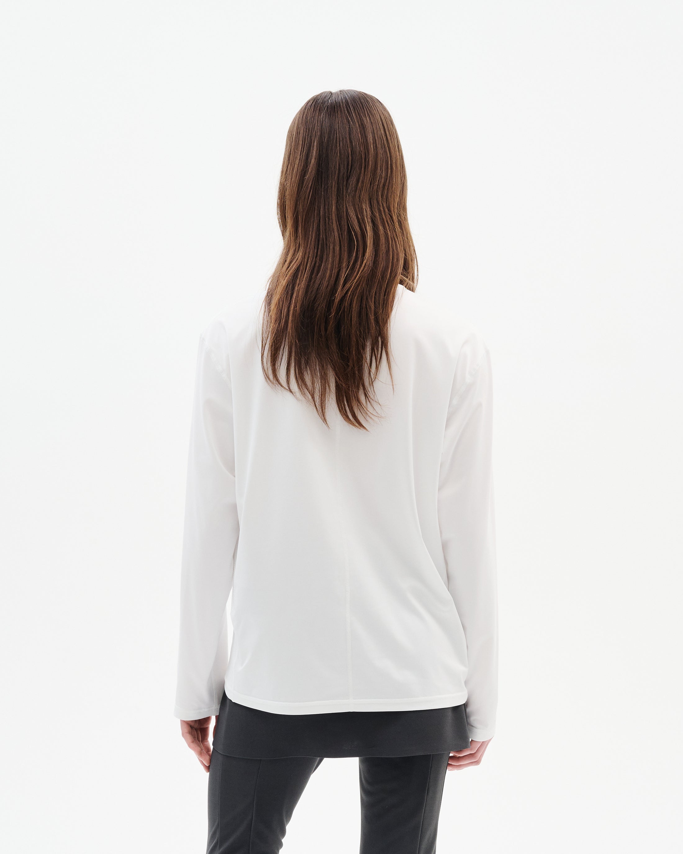 LONG SLEEVE T-SHIRT