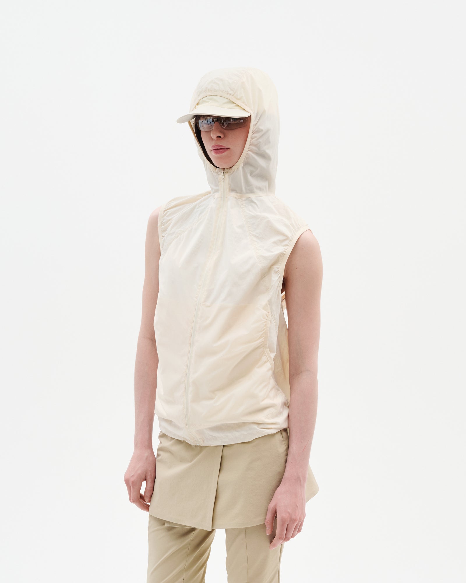 LIGHT TECHNICAL VEST