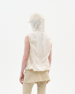 LIGHT TECHNICAL VEST media