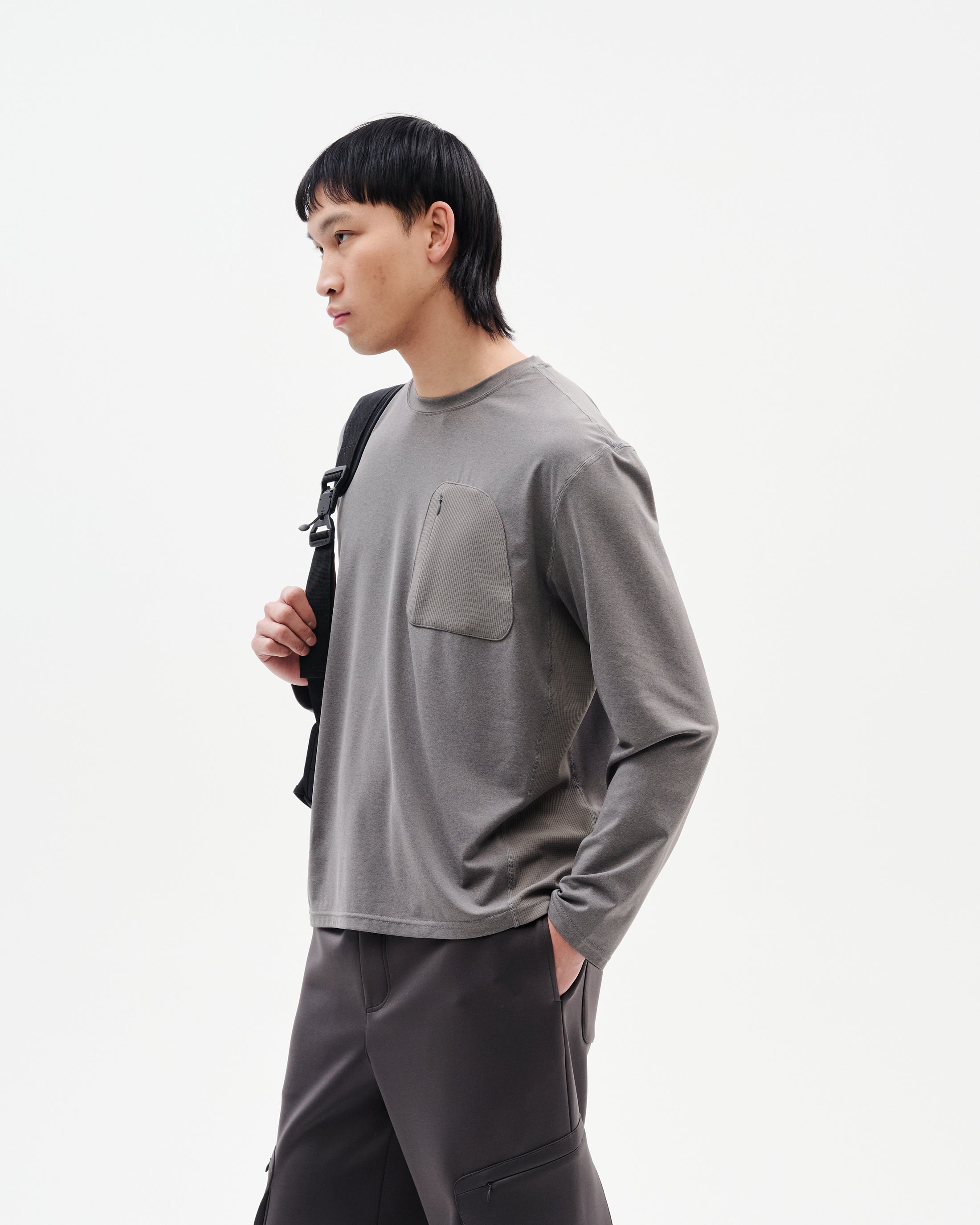 LONG SLEEVE T-SHIRT