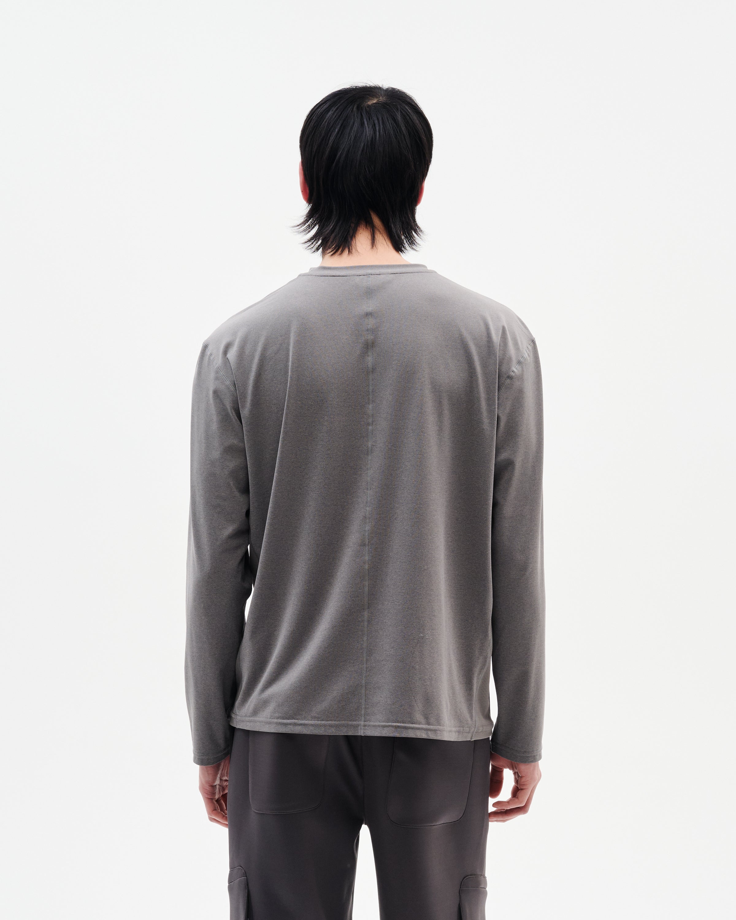 hiking patrol 長袖Tシャツ hiking patrol 長袖Tシャツ - メルカリ