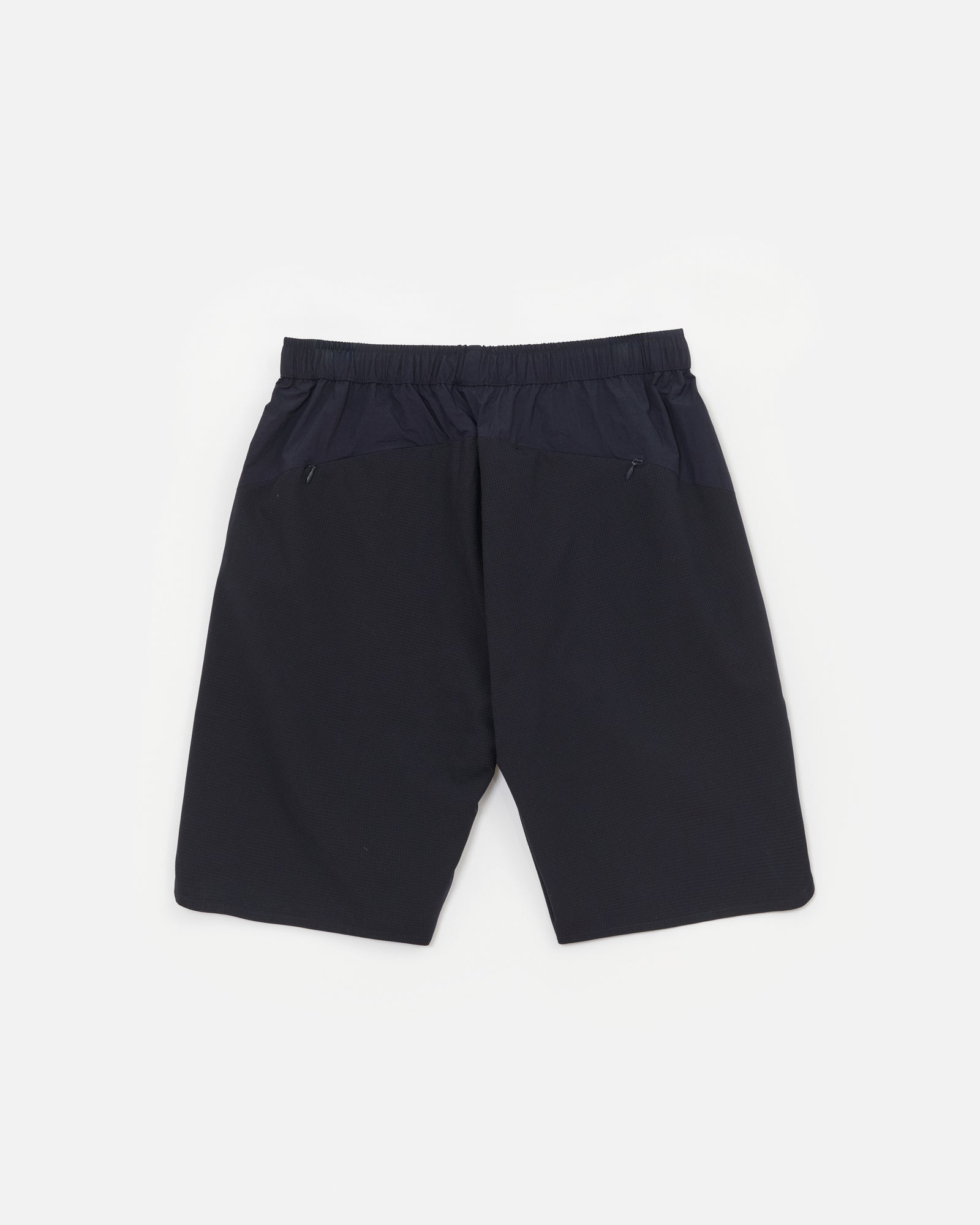 LIGHT TECHNICAL SHORTS