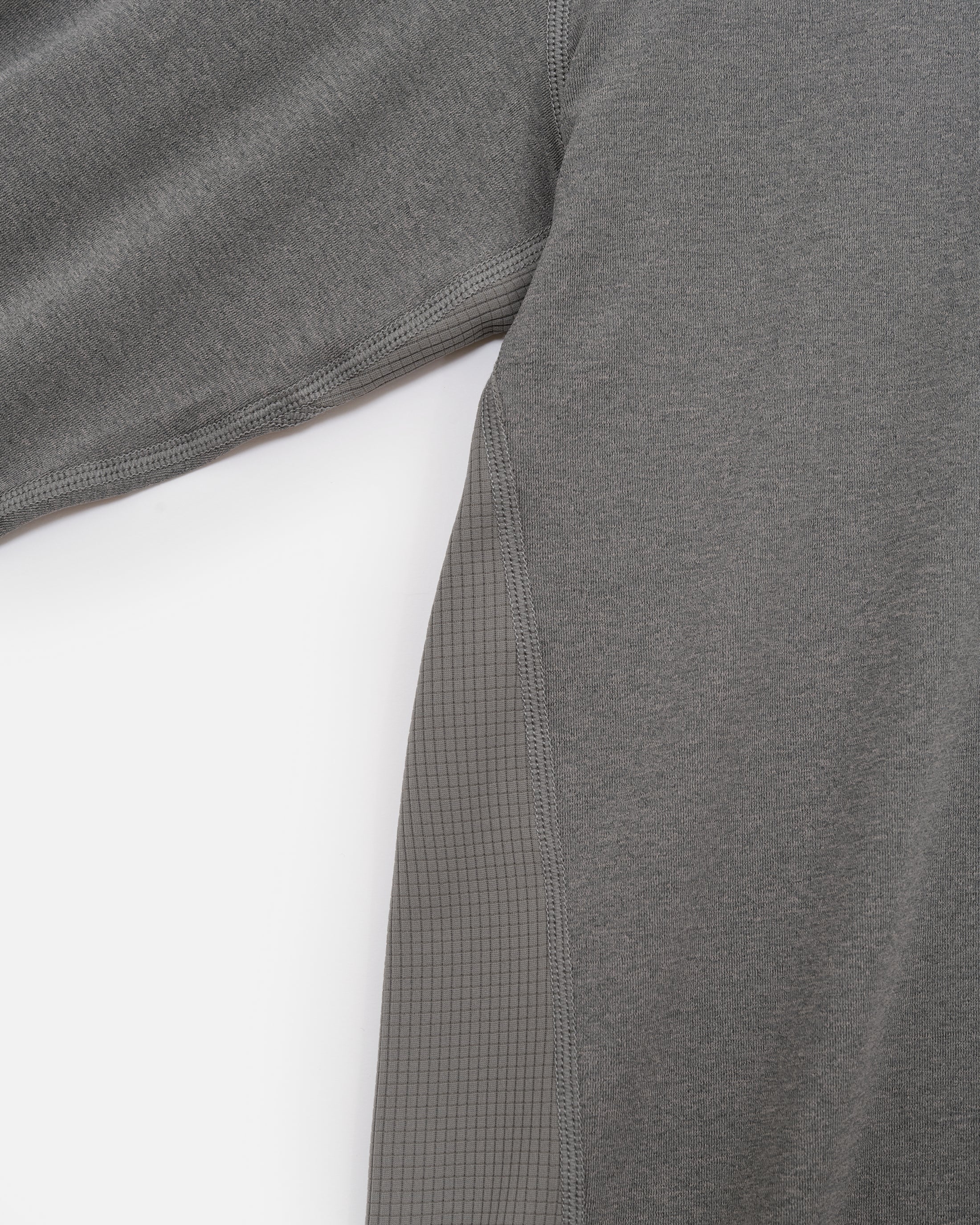 LONG SLEEVE T-SHIRT