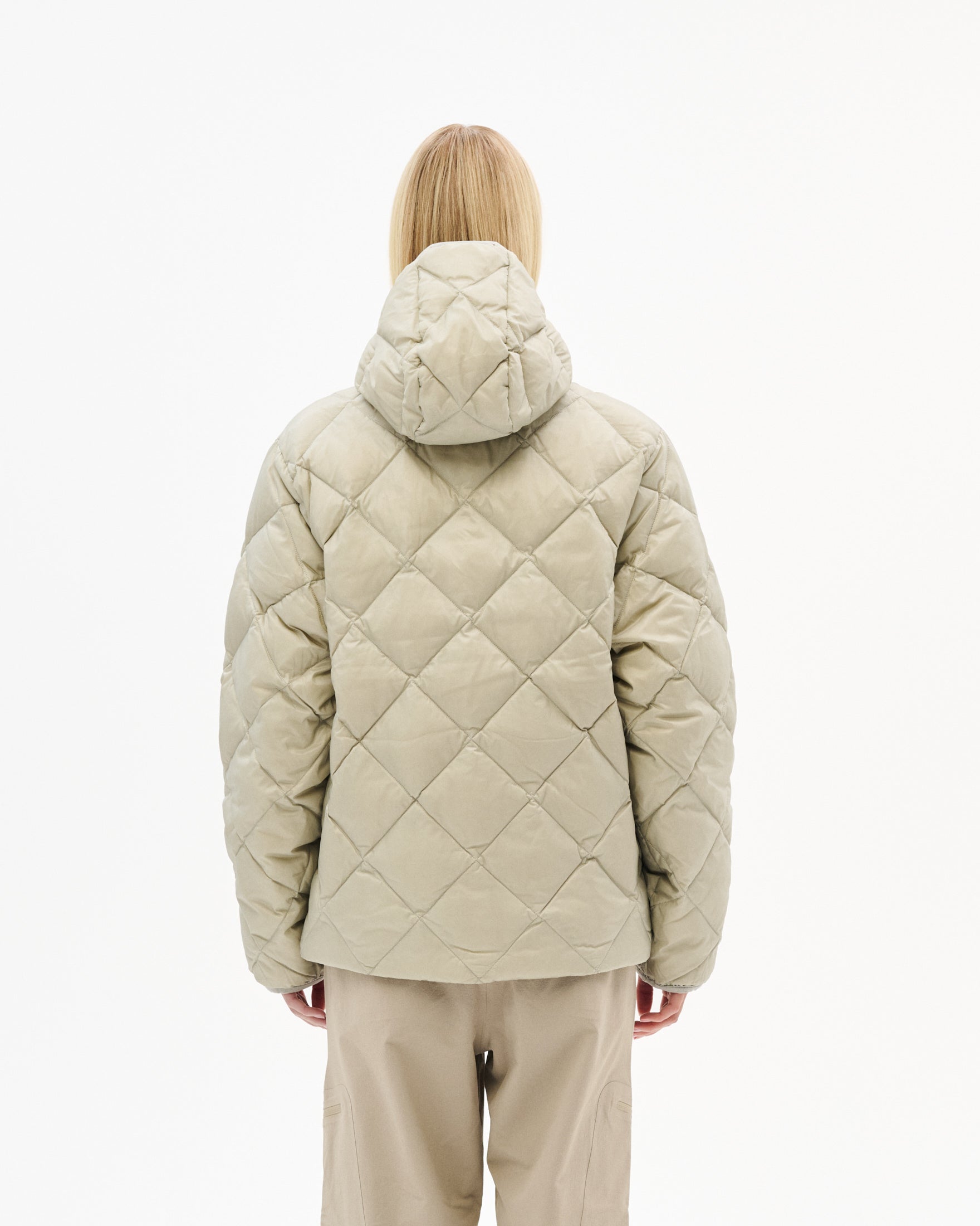BASE LT DOWN HOODED JACKET