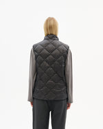 BASE LT DOWN VEST media