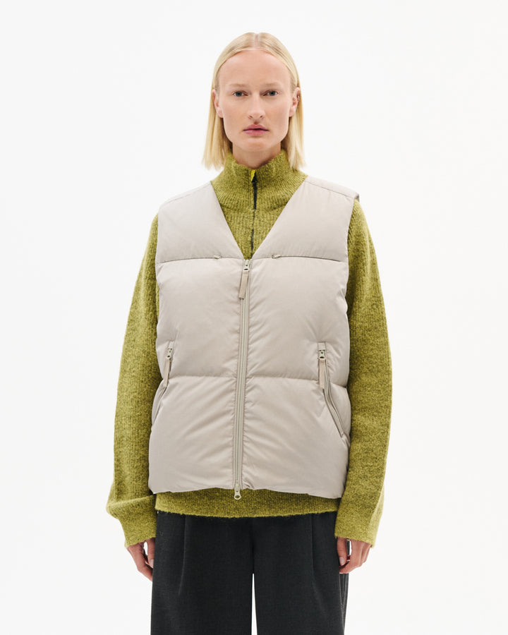 ELEMENT DOWN VEST hover media