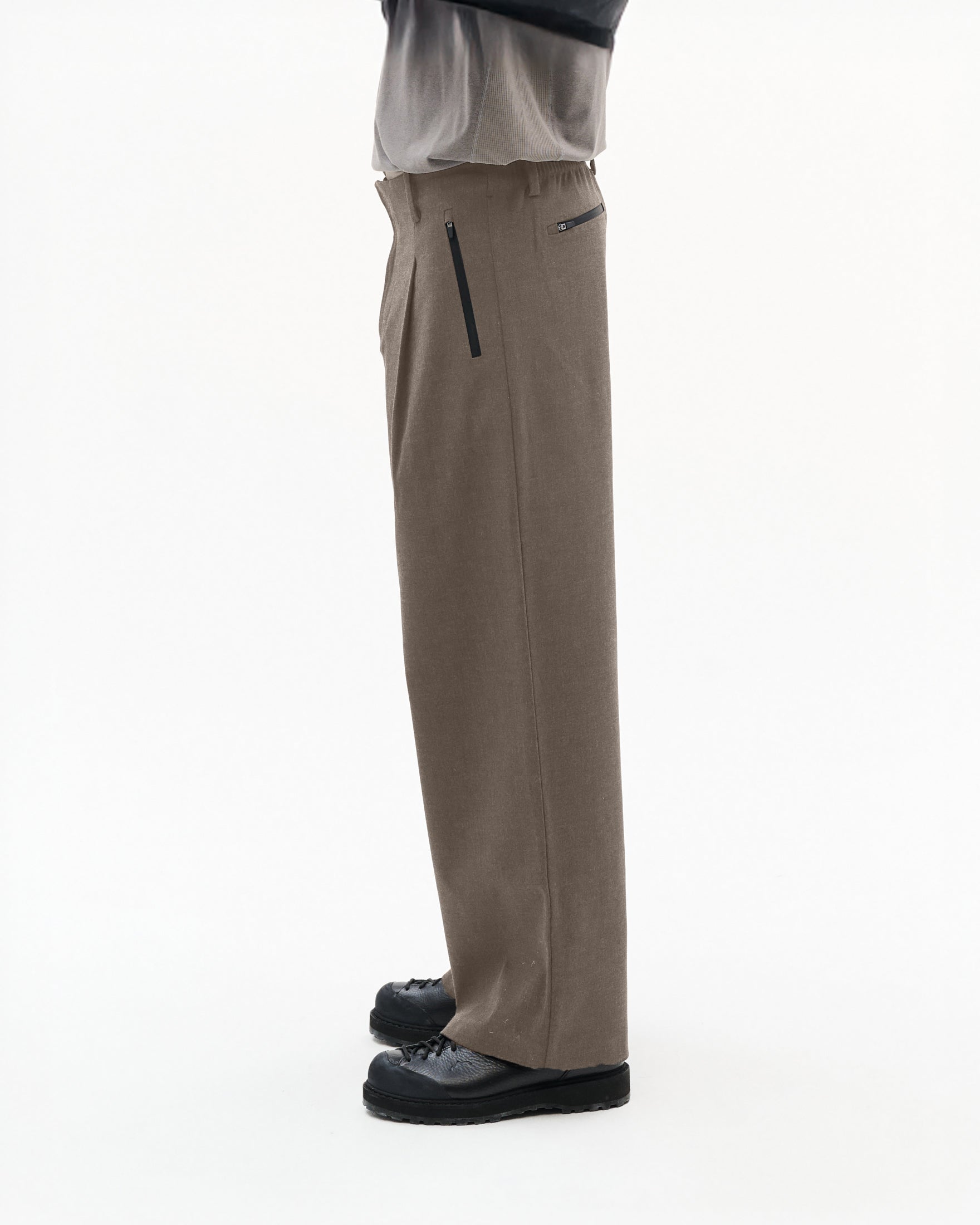 WAYPOINT TEXTURE TROUSER