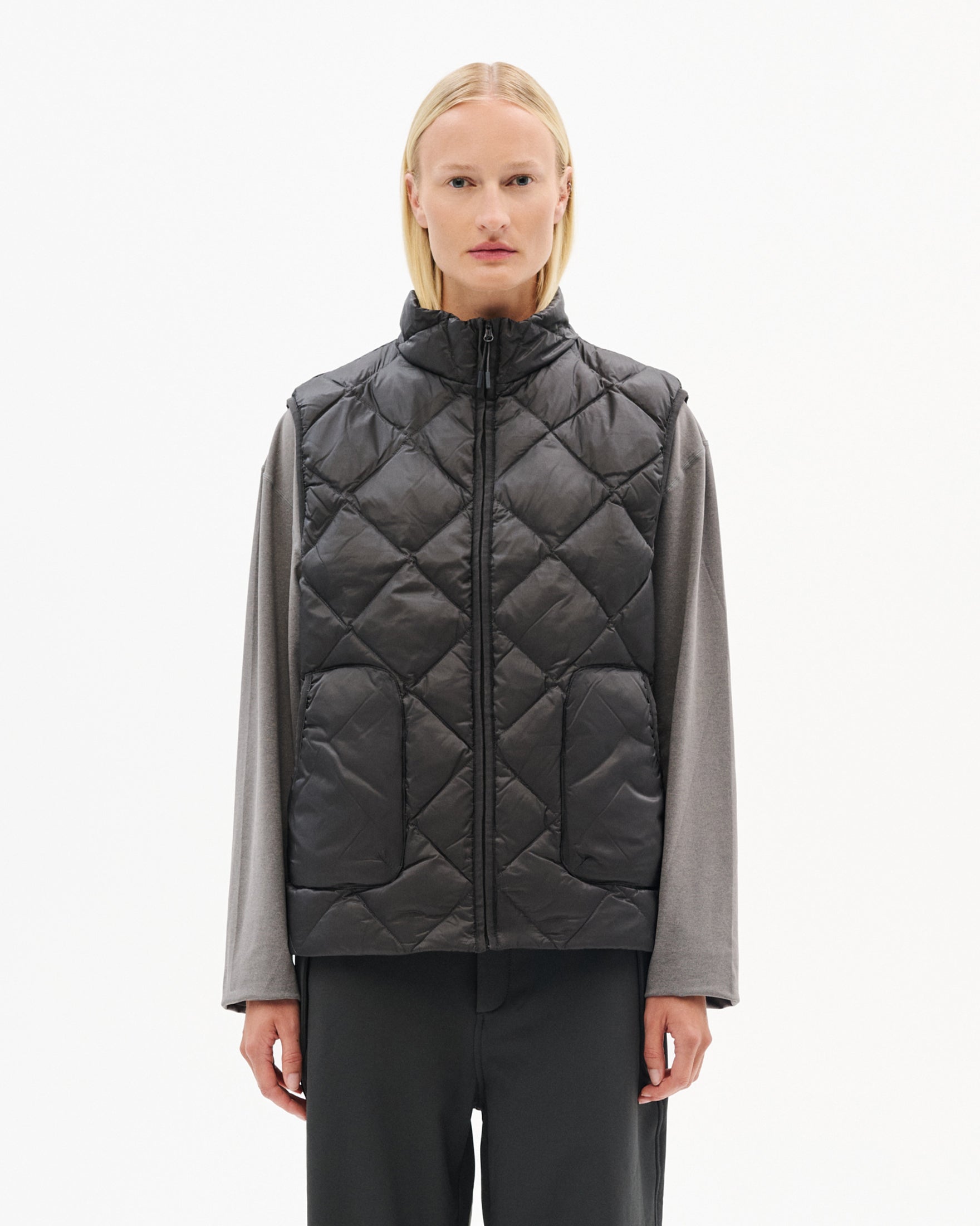 ジャケット・アウター KAJA NYLON RIPSTOP DOWN VEST OVY KAJA NYLON RIPSTOP DOWN VEST OVY カテゴリー 【公式通販】