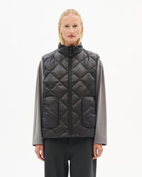 BASE LT DOWN VEST hover media