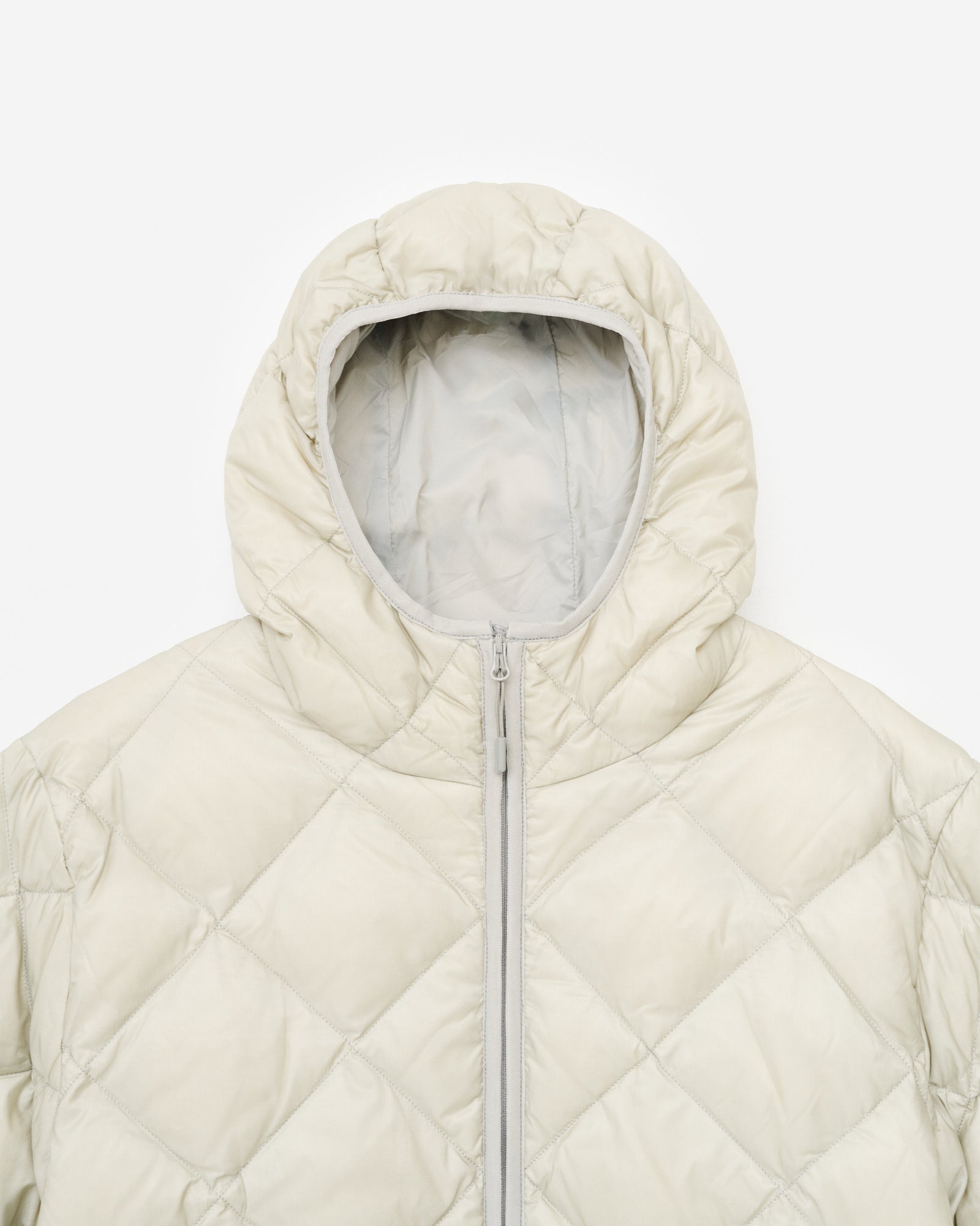BASE LT DOWN HOODED JACKET