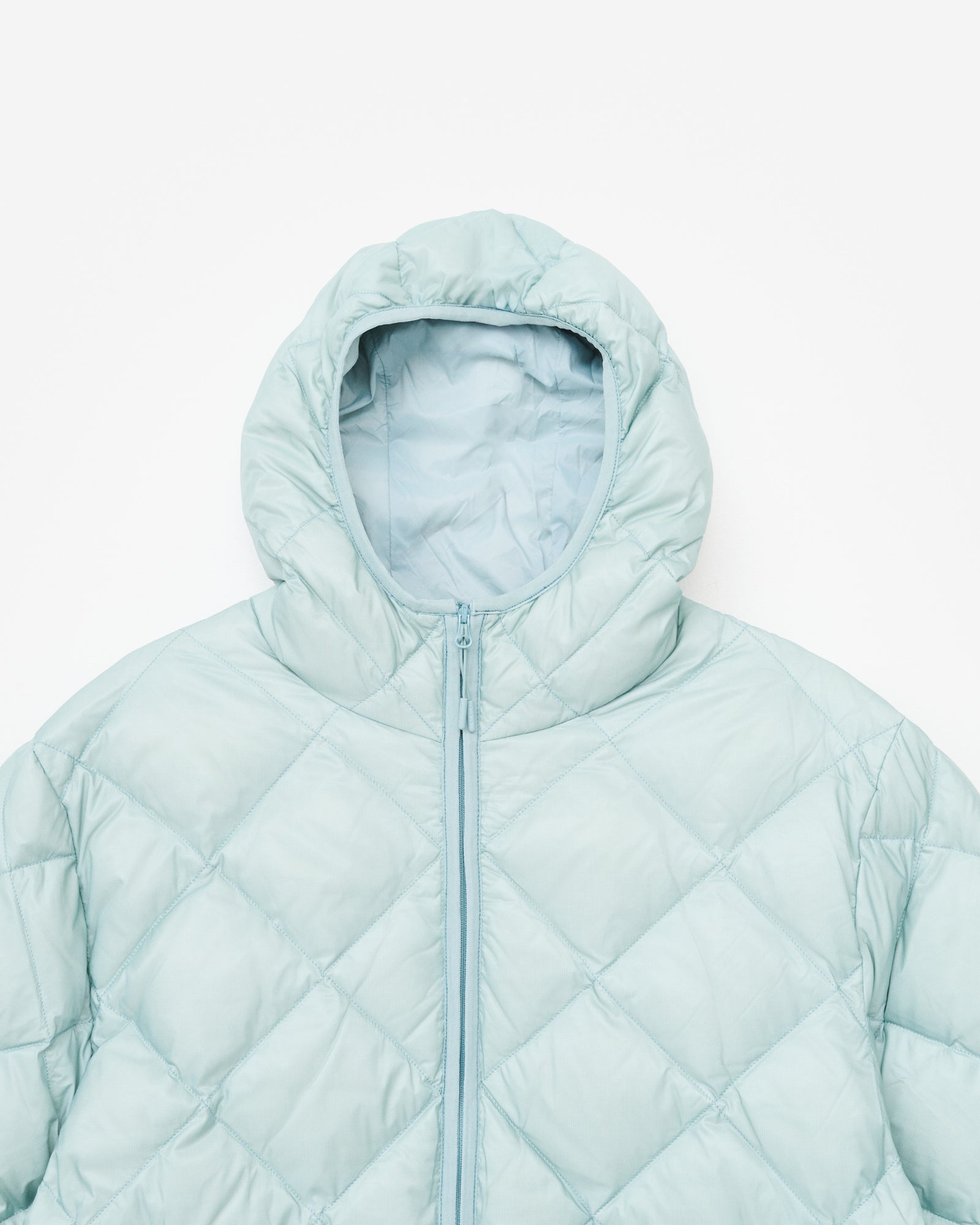BASE LT DOWN HOODED JACKET