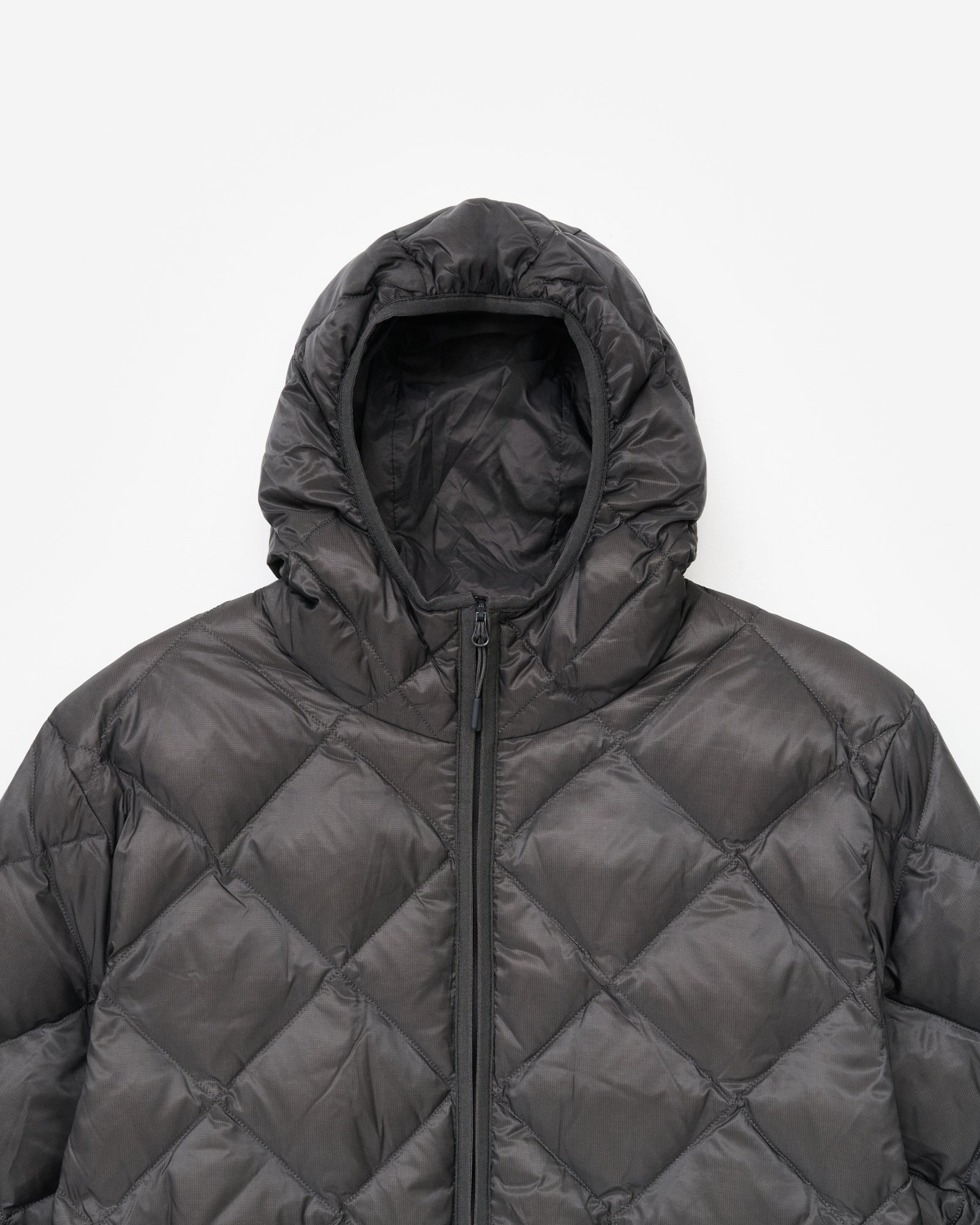 BASE LT DOWN HOODED JACKET