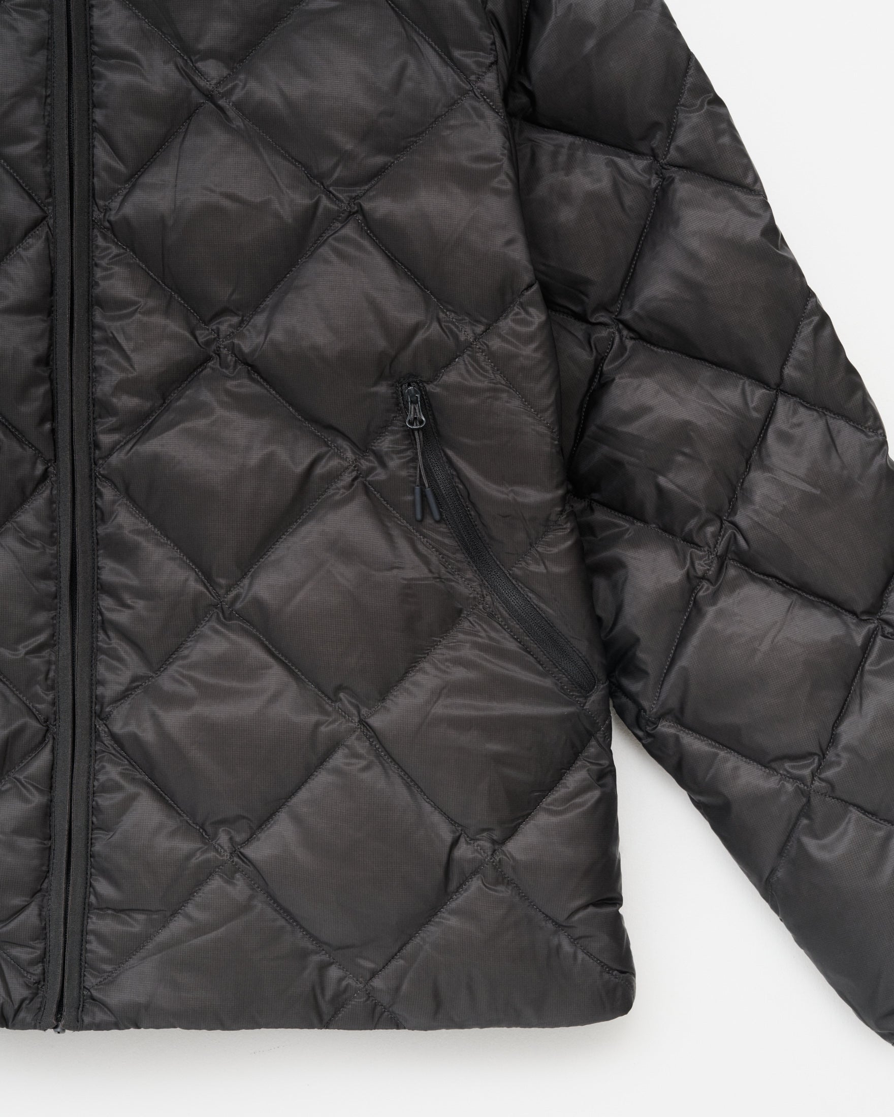 BASE LT DOWN HOODED JACKET