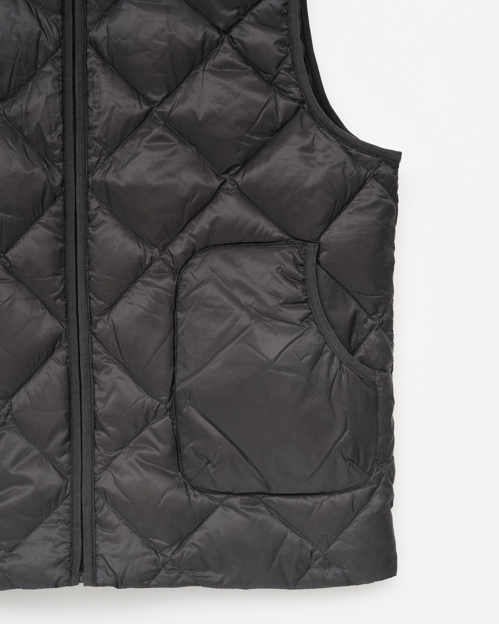 BASE LT DOWN VEST