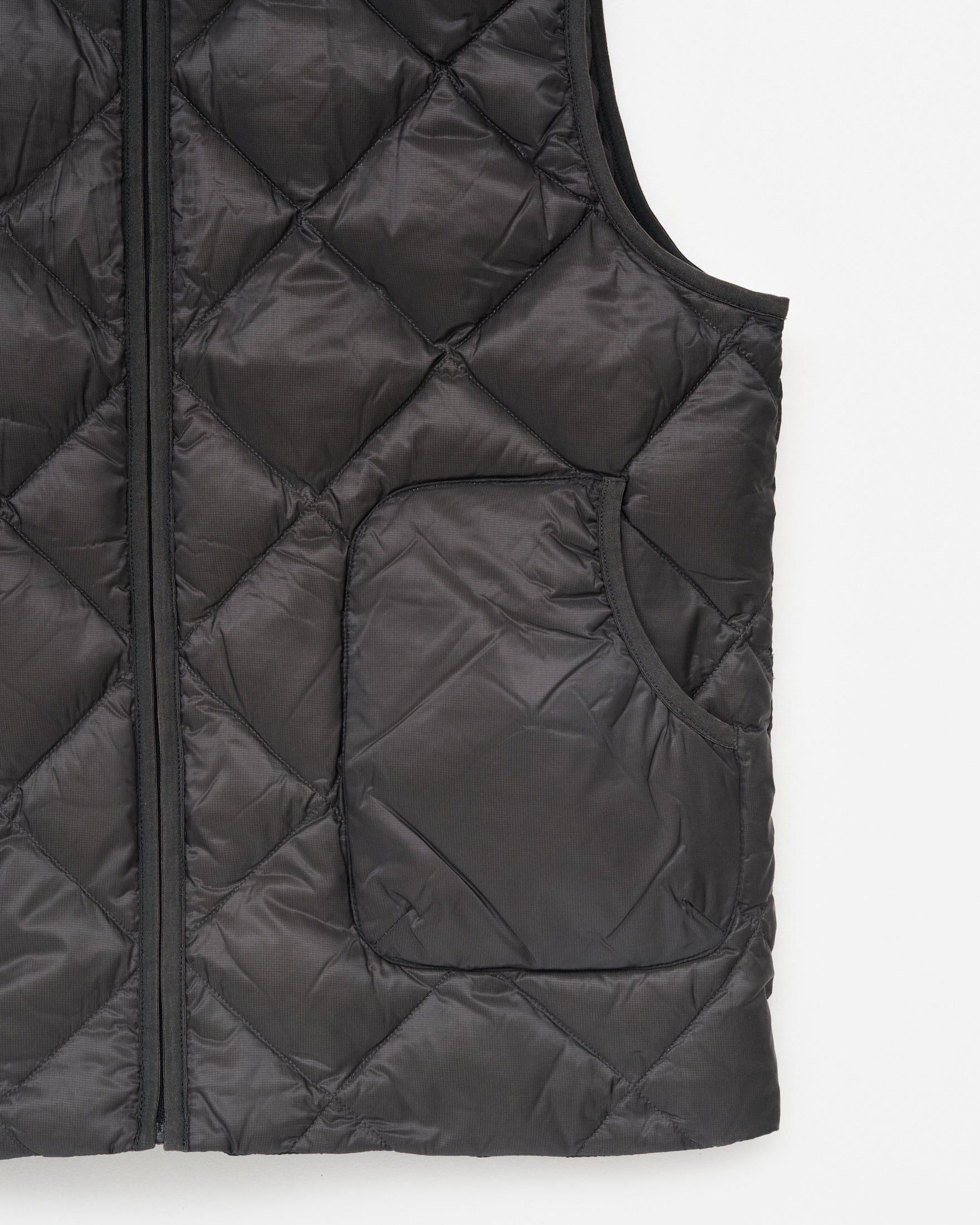 BASE LT DOWN VEST