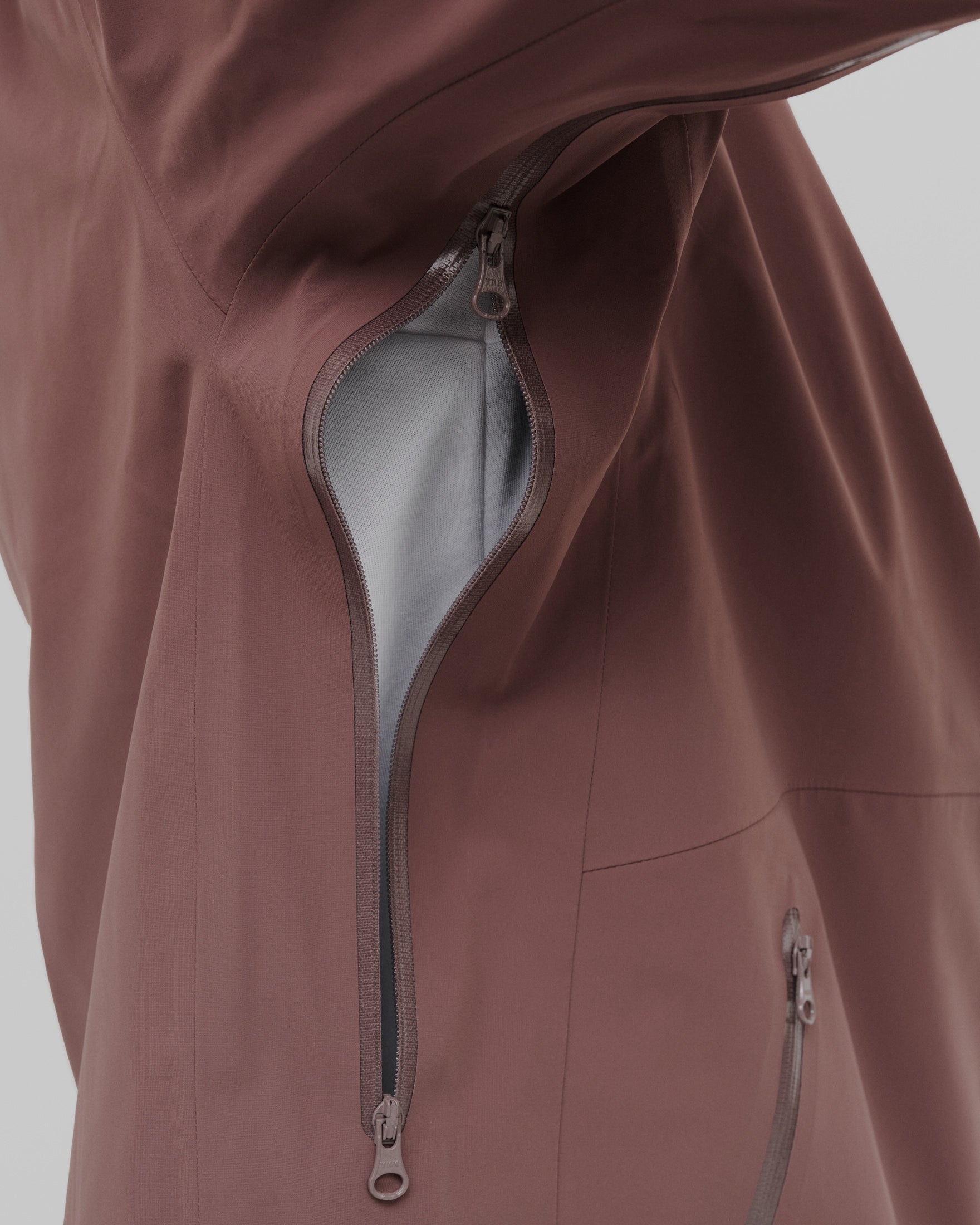 ARC LT WEIGHT SHELL JACKET