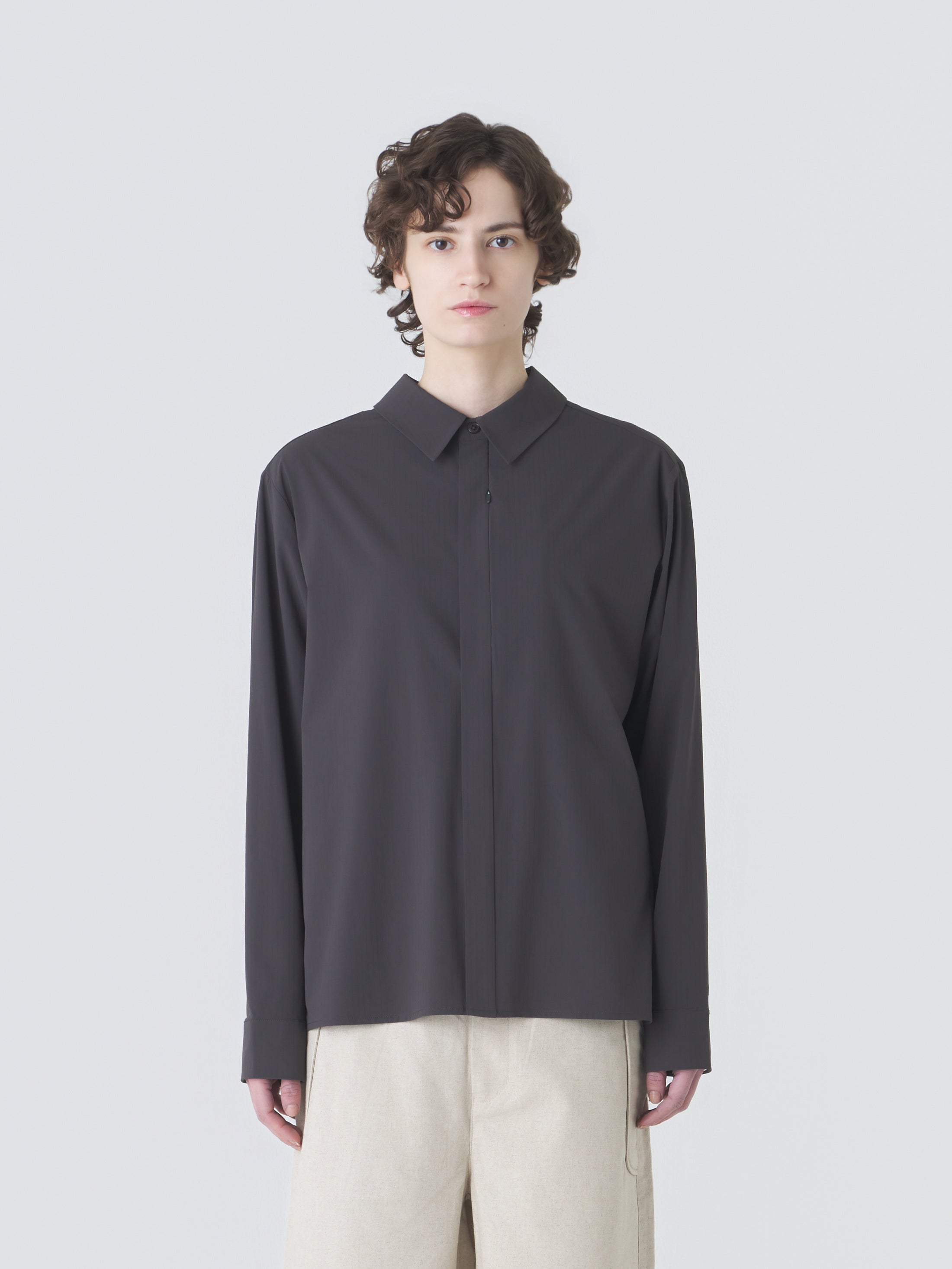 ALIGN BUTTON UP SHIRT