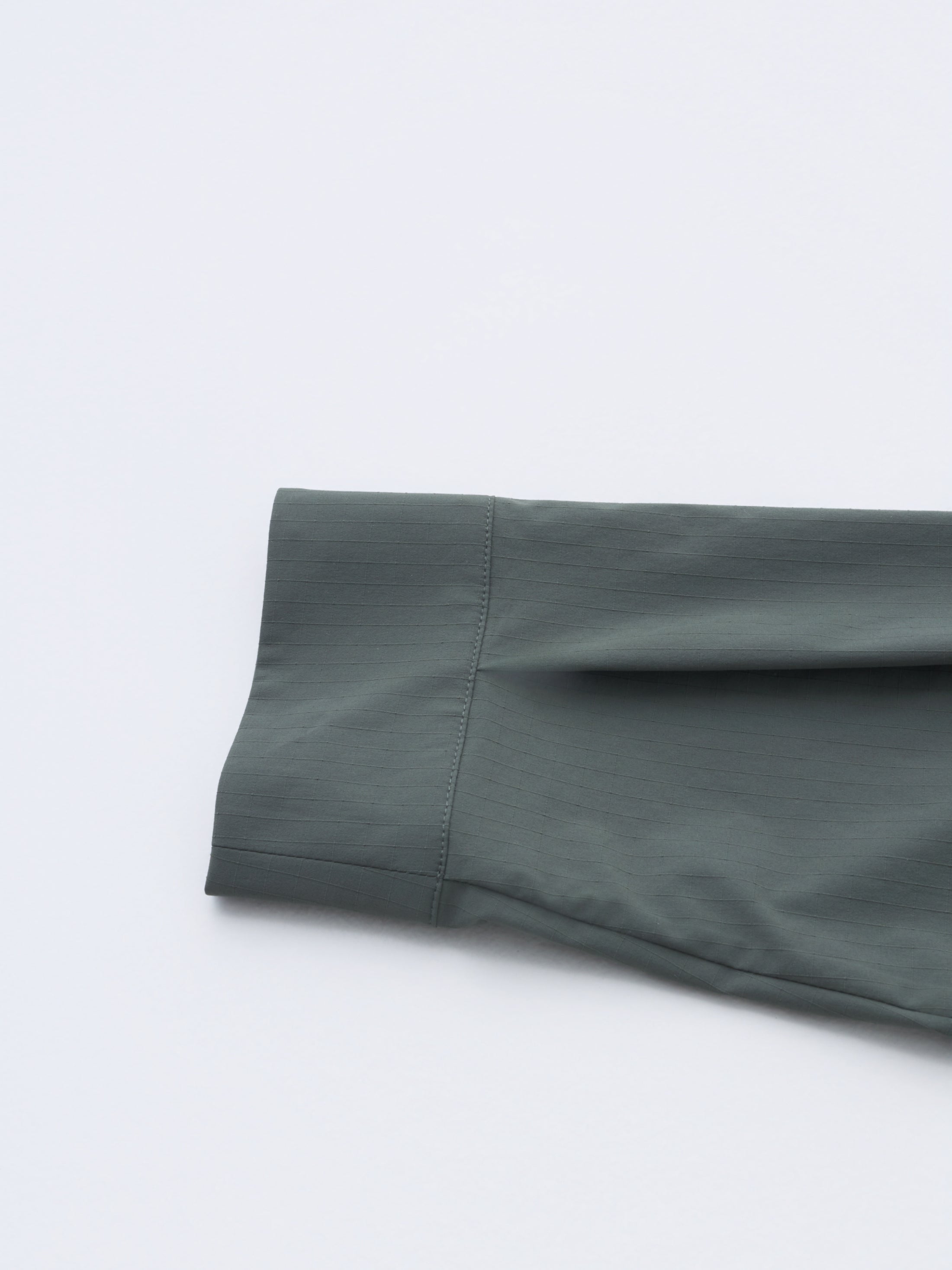 ALIGN BUTTON UP SHIRT