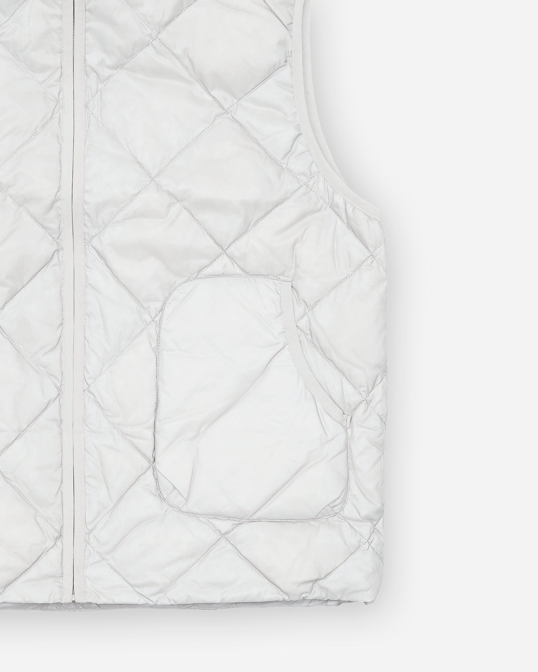 LIGHT DOWN VEST