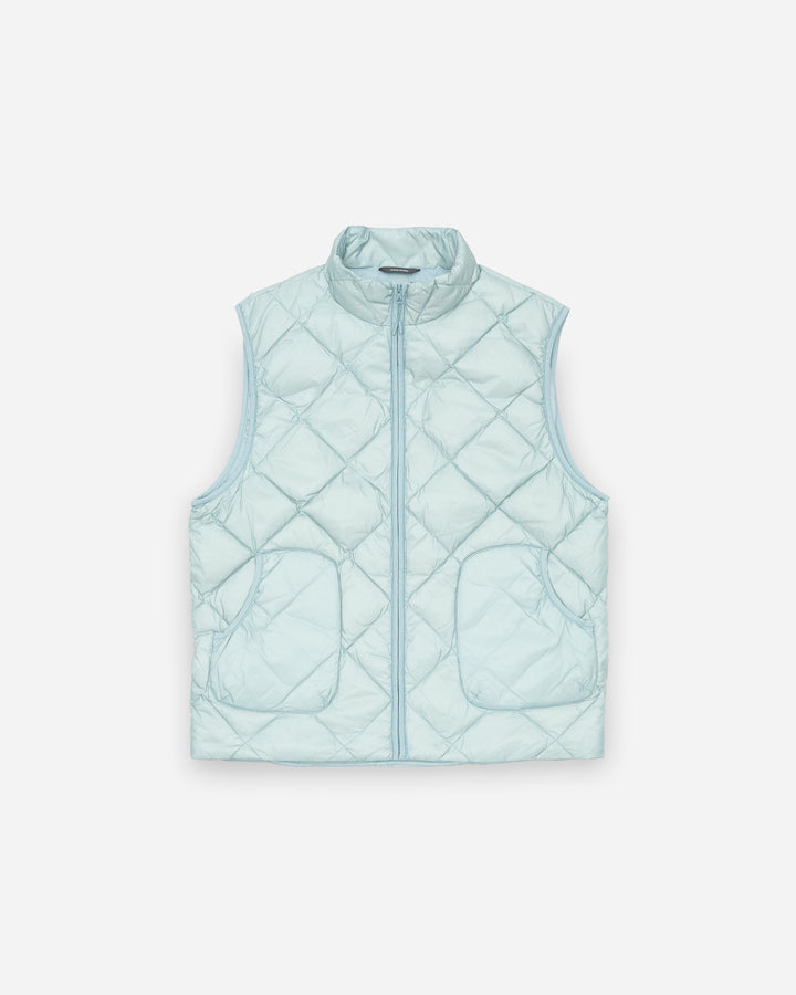 BASE LT DOWN VEST media