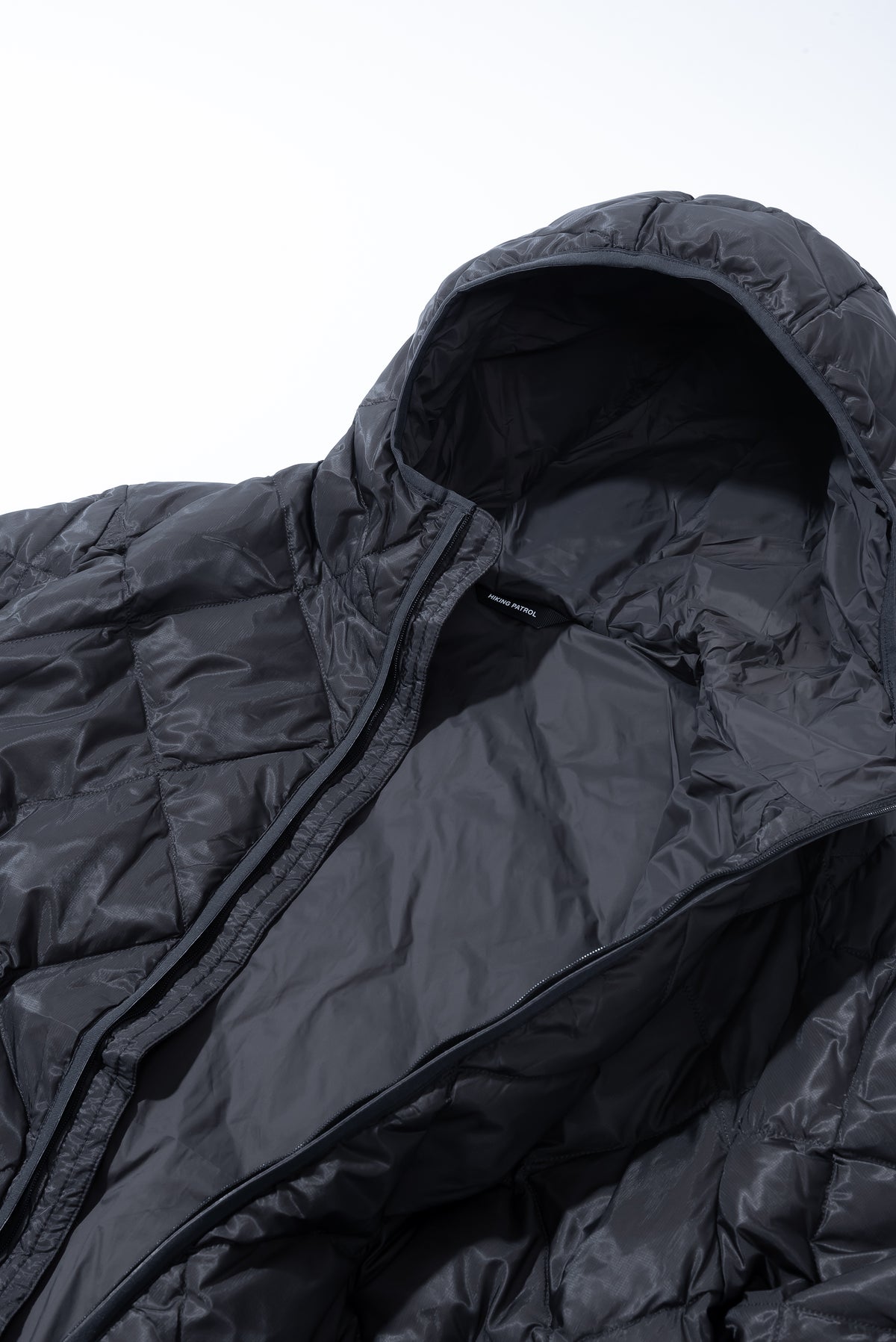 BASE LT DOWN HOODED JACKET