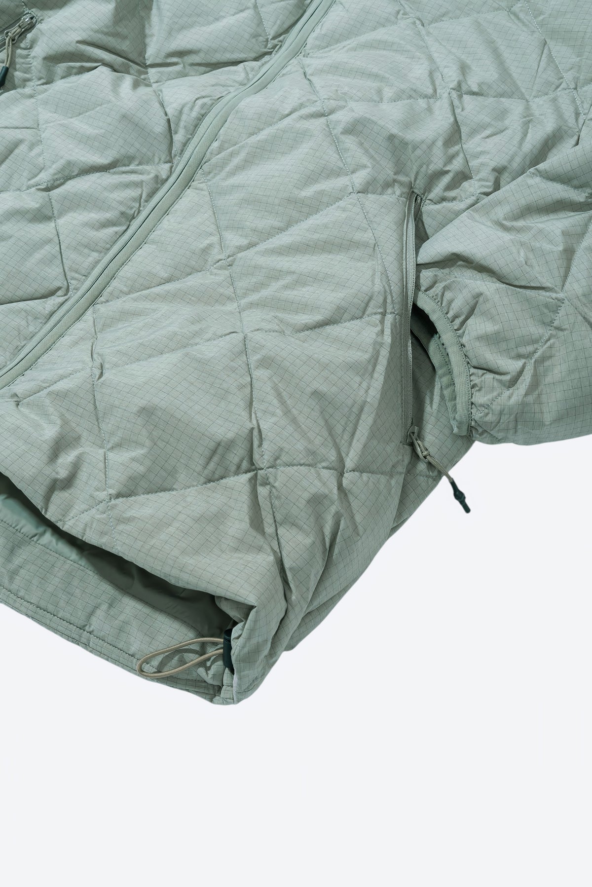 BASE GRID LT DOWN HOODED JACKET