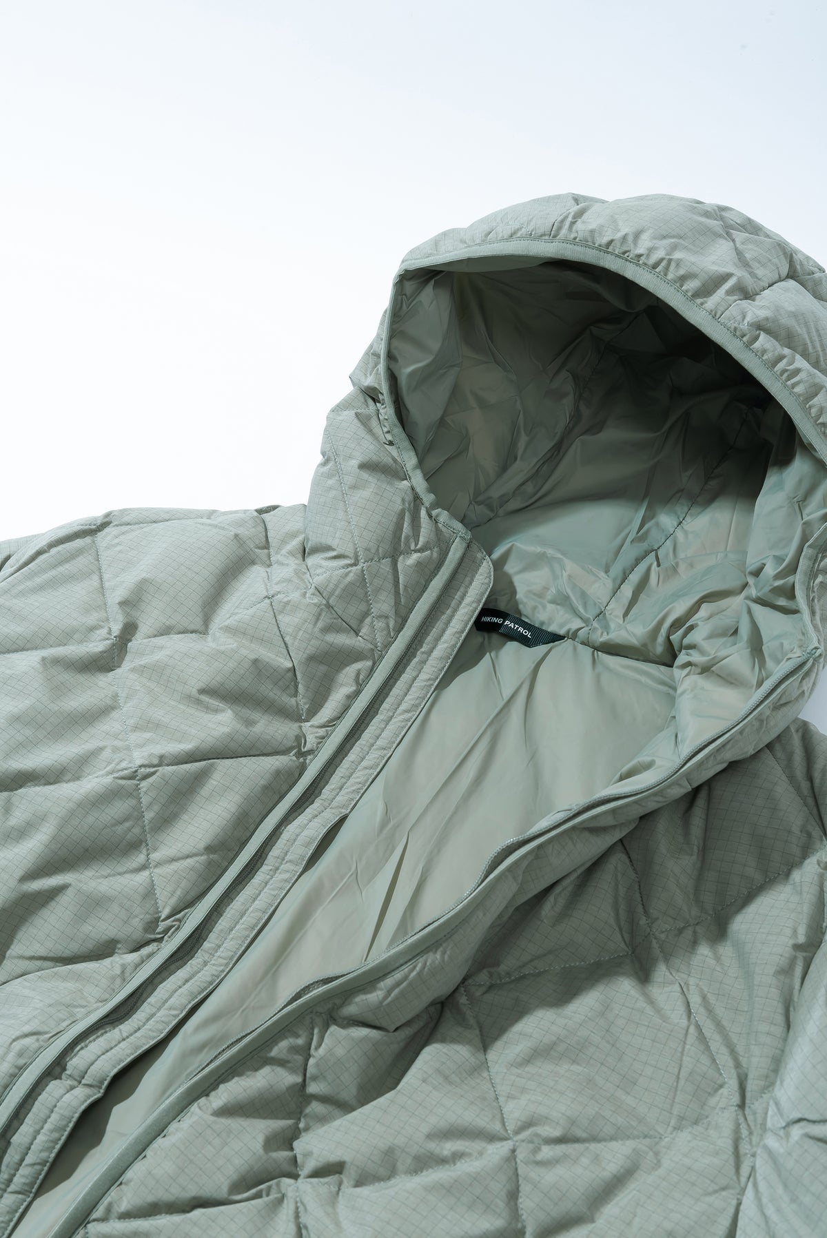 BASE GRID LT DOWN HOODED JACKET
