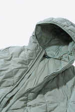 BASE GRID LT DOWN HOODED JACKET media