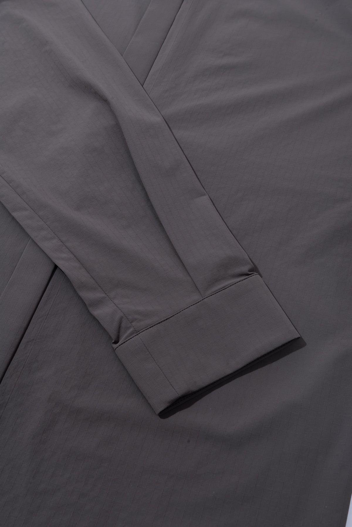 ALIGN BUTTON UP SHIRT